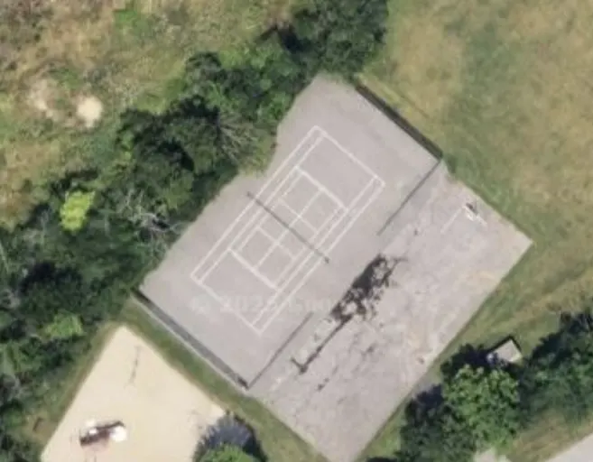 An Image of Tennis Courts at Kemp Park in Ottawa