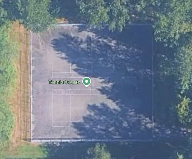 An Image of Tennis Courts at Bell Park in Surrey