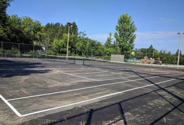 An Image of Tennis Courts at Aladdin Park in Ottawa