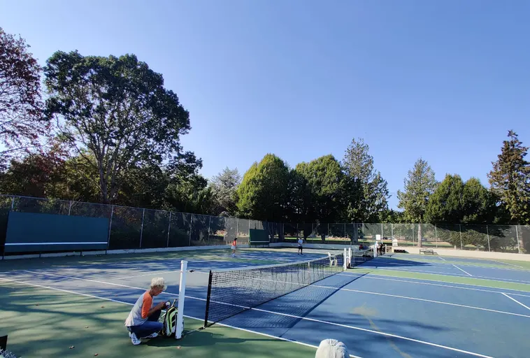 Tennis in Victoria