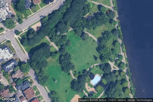 An Image of Tennis Courts at Bathgate Park in Ottawa