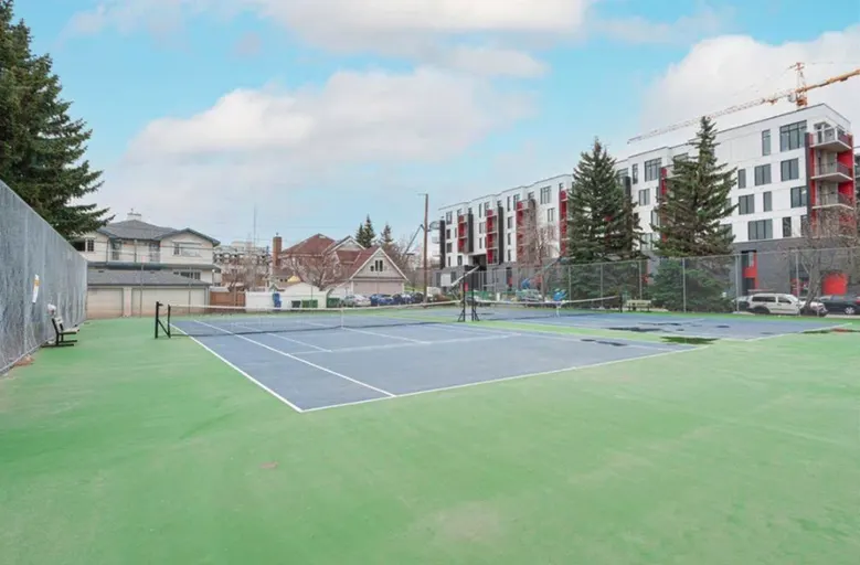 An Image of Tennis Courts at Bridgeland Tennis Court in Calgary