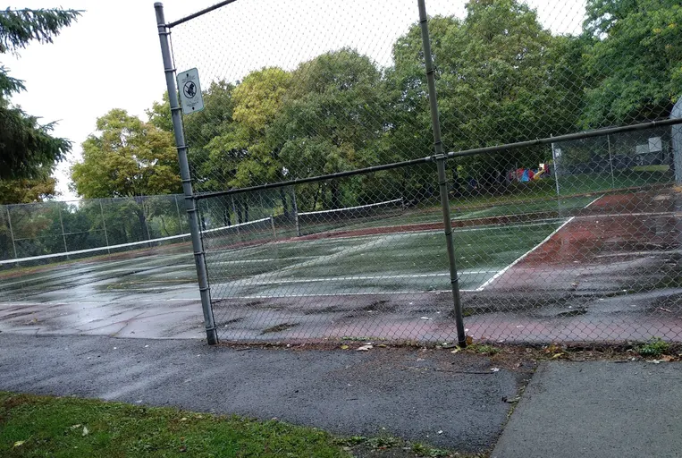 An Image of Tennis Courts at Bordeleau Park in Ottawa