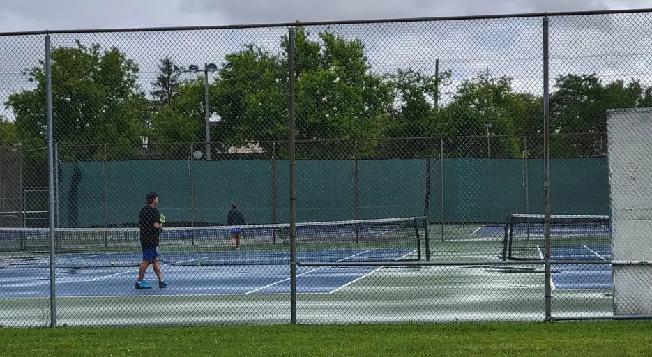 An Image of Tennis Courts at Bearbrook Park in Ottawa