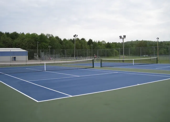 An Image of Tennis Courts at Bancroft Tennis Club in Bancroft