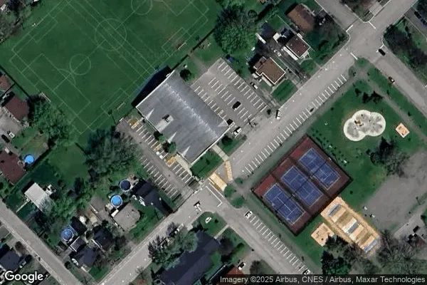 An Image of Tennis Courts at Club de tennis de l'Épiphanie in L'Épiphanie