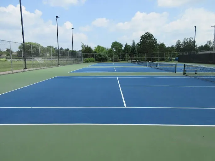 An Image of Tennis Courts at Club de Tennis d'Alma Inc. in Alma