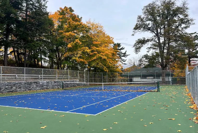 An Image of Tennis Courts at Chocolate Lake Park & Beach in Halifax