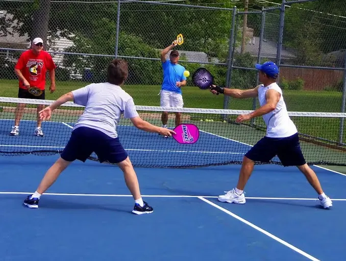 An Image of Tennis Courts at Centennial Sports Park in Niagara-on-the-Lake