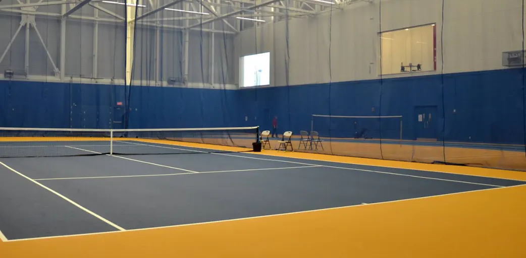 An Image of Tennis Courts at Centre Multisports in Vaudreuil-Dorion