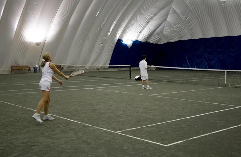 An Image of Tennis Courts at Donalda Golf and Country Club in Toronto