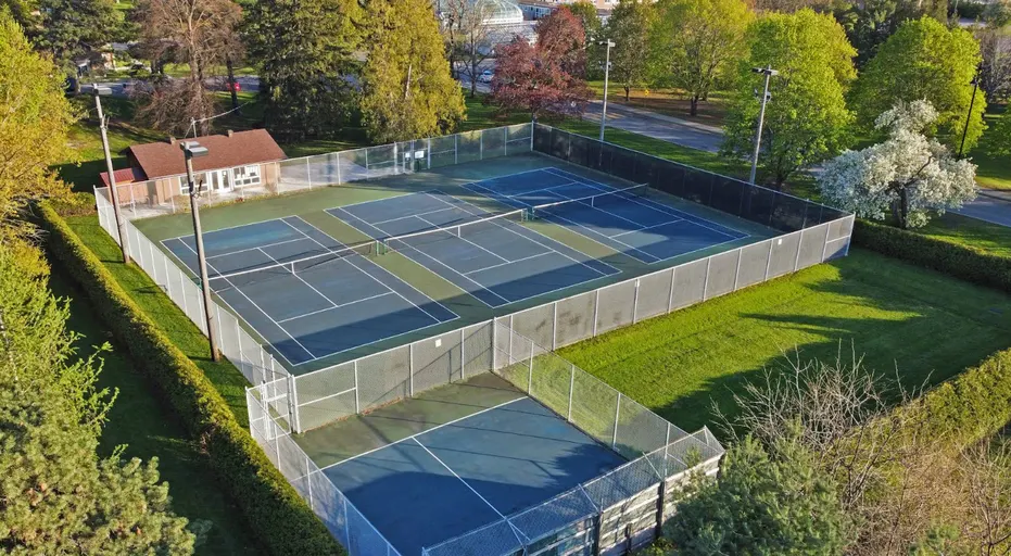 An Image of Tennis Courts at DARA in Ottawa