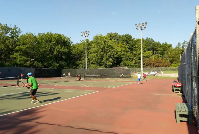 An Image of Tennis Courts at Erin Mills Tennis Club in Mississauga