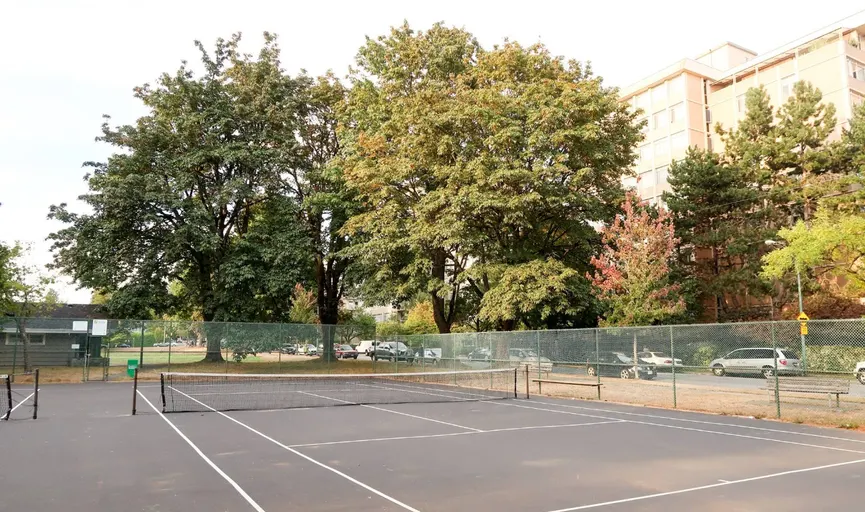 An Image of Tennis Courts at Elm Park in Vancouver