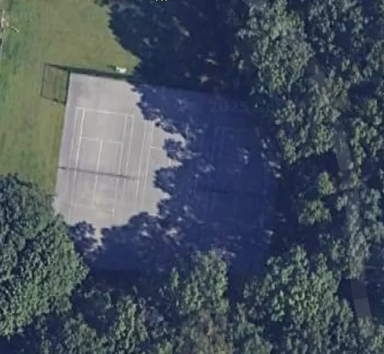 An Image of Tennis Courts at Fairmont Park in London