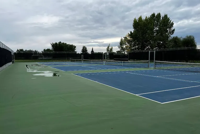 An Image of Tennis Courts at East Lake Regional Park in Airdrie
