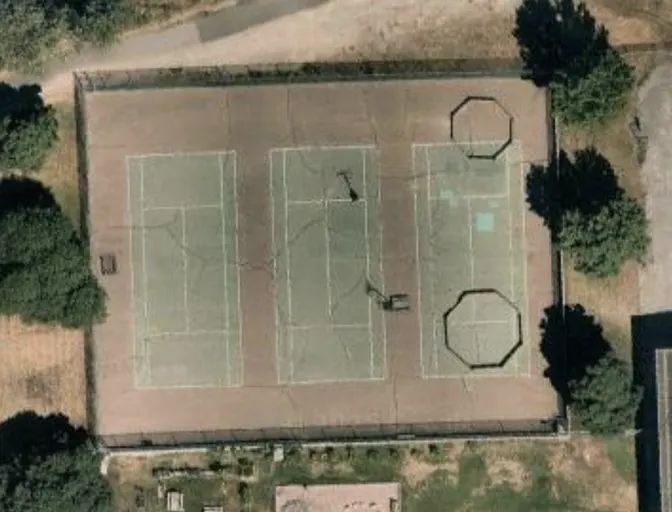 An Image of Tennis Courts at École Entre-Lacs in Penticton