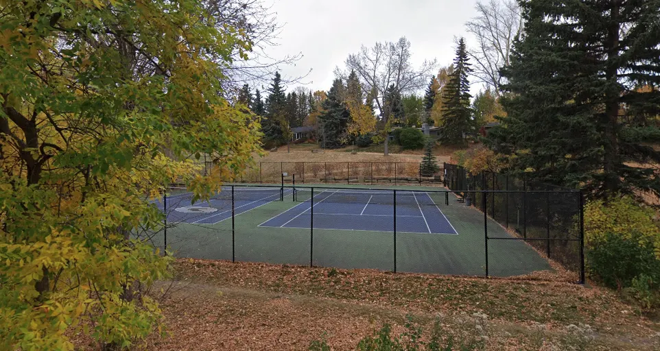 An Image of Tennis Courts at Glendale Community Courts in Calgary