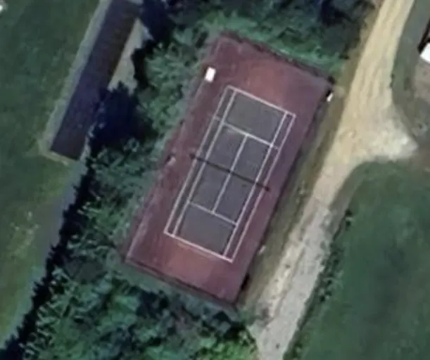 An Image of Tennis Courts at Fulford Tennis Court in Salt Spring Island