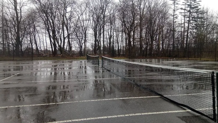 An Image of Tennis Courts at Hermitage Park in Ajax