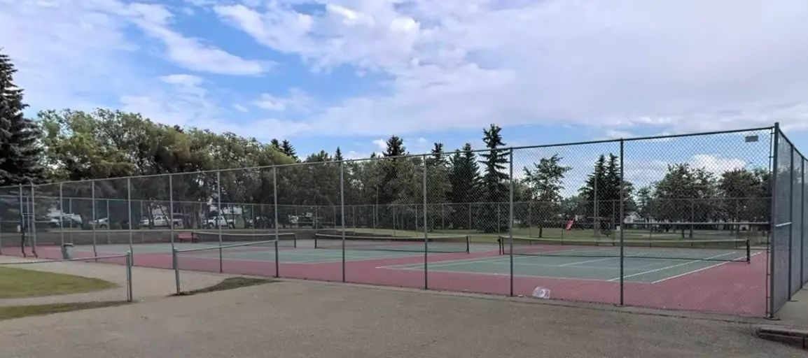 An Image of Tennis Courts at Innisfail Tennis Courts in Innisfail