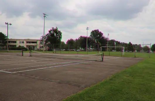 An Image of Tennis Courts at Lester B. Pearson Park in St. Catharines
