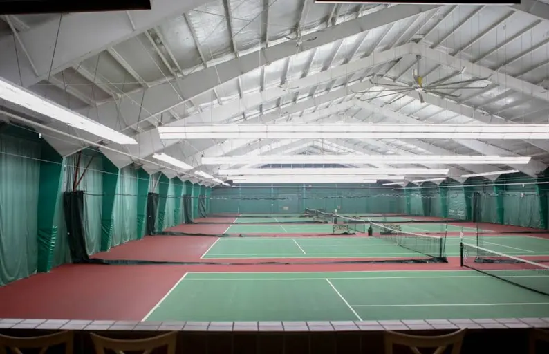 An Image of Tennis Courts at Mayfair Parkway in Markham