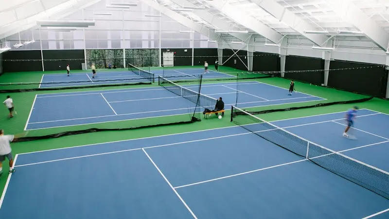 Tennis in North Vancouver