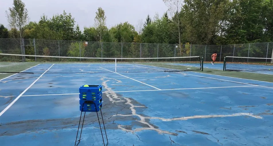 An Image of Tennis Courts at Newberry Park in Richmond Hill