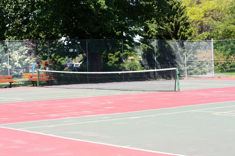 An Image of Tennis Courts at Parksville Community Park in Parksville