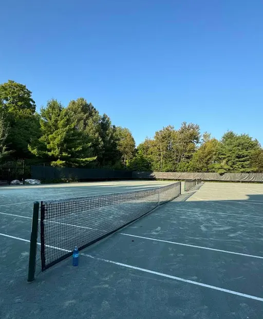 An Image of Tennis Courts at Taboo Resort Tennis Centre in Gravenhurst