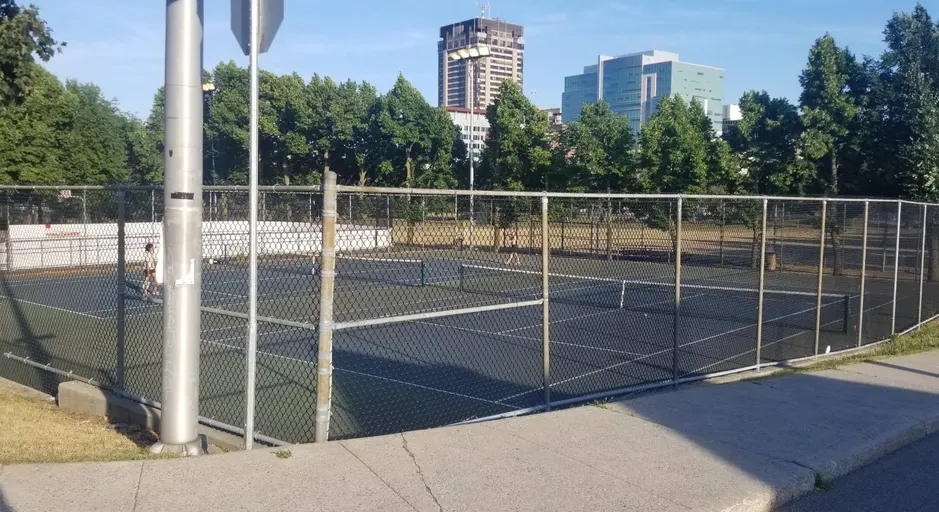 An Image of Tennis Courts at Parc Fontaine in Gatineau