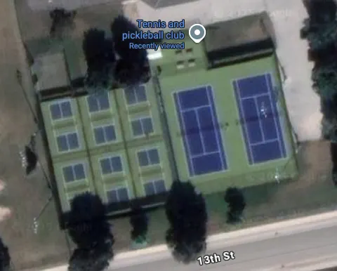 An Image of Tennis Courts at Hanover Tennis Club in Hanover