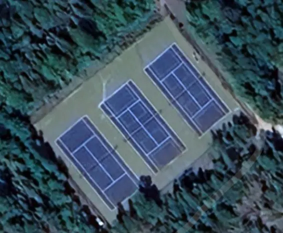 An Image of Tennis Courts at McNiven Tennis Courts in Yellowknife