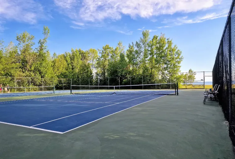An Image of Tennis Courts at Princeton Shores Tennis Courts in Collingwood