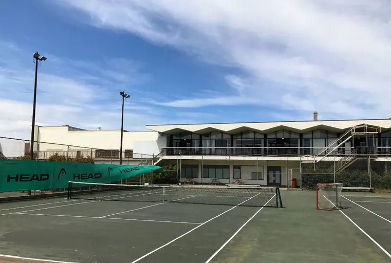An Image of Tennis Courts at UVic - Stewart Complex in Victoria