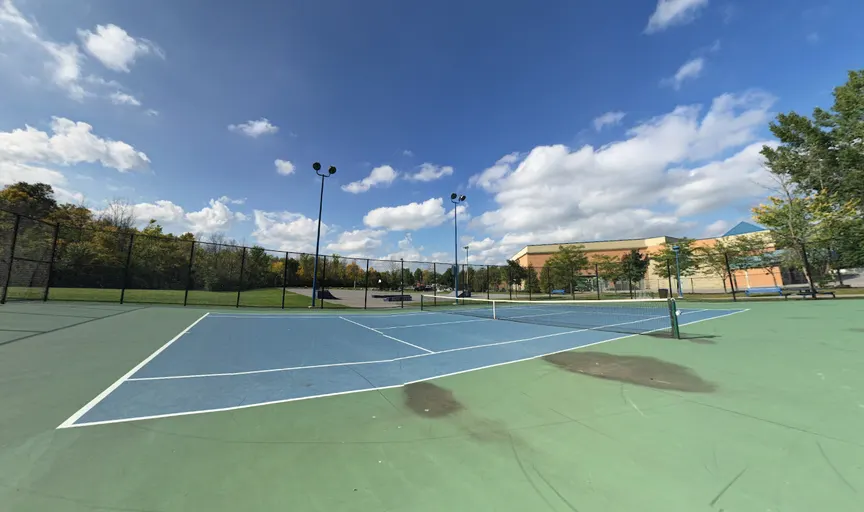 An Image of Tennis Courts at Parc du Plateau in Gatineau