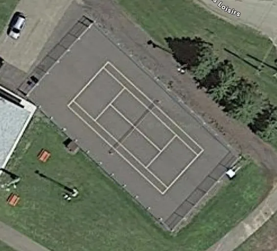 An Image of Tennis Courts at Saint-Norbert Park in Saint-Norbert