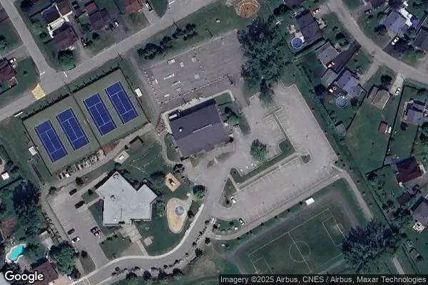 An Image of Tennis Courts at Parc Valadin in Les Cèdres