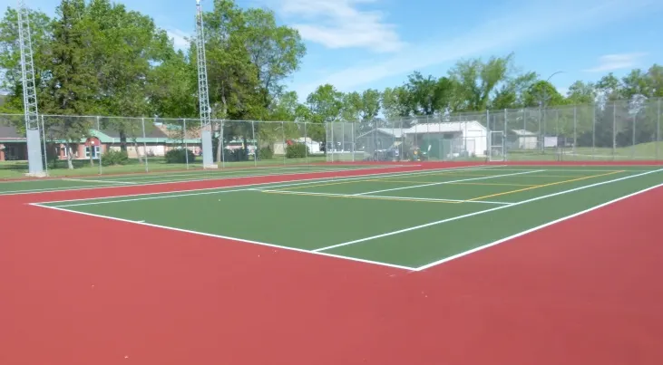 An Image of Tennis Courts at Weyburn Tennis Club in Weyburn