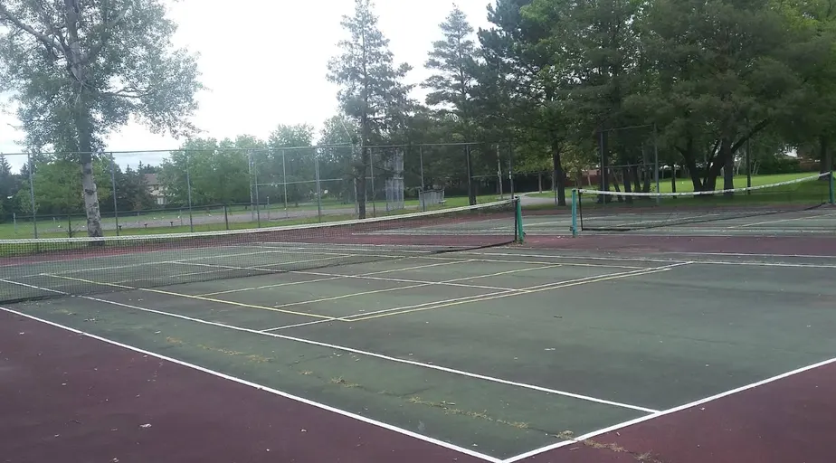 An Image of Tennis Courts at Preston Park in Ottawa
