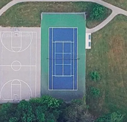 An Image of Tennis Courts at Theresa Park in Niagara Falls