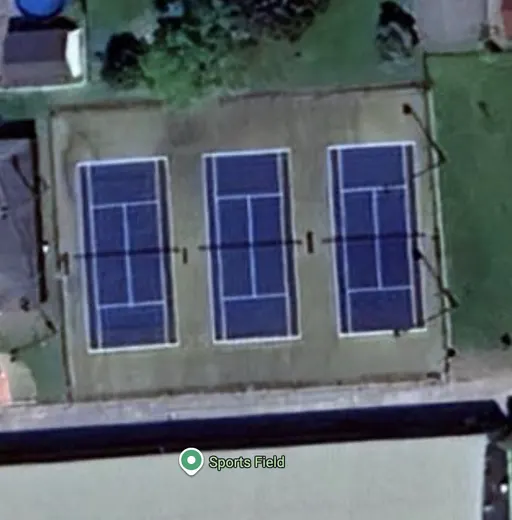 An Image of Tennis Courts at Ville de Louiseville in Louiseville