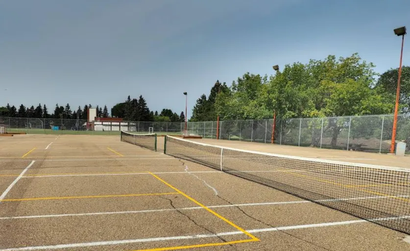 An Image of Tennis Courts at Royal Gardens Community League in Edmonton