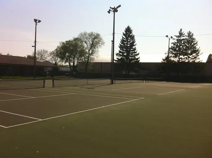 An Image of Tennis Courts at Port Colborne Tennis Club in Port Colborne