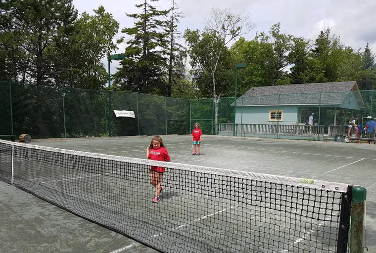 An Image of Tennis Courts at Rothesay Tennis Club in Rothesay