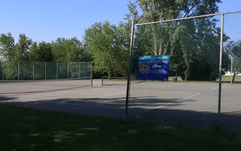 An Image of Tennis Courts at Lincoln Heights Park in Ottawa