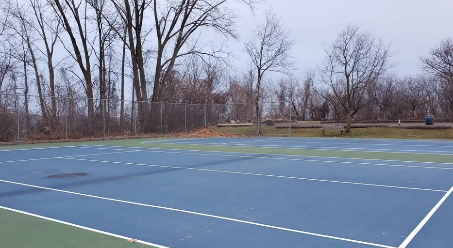 An Image of Tennis Courts at St Davids Lions Park in Niagara-on-the-Lake