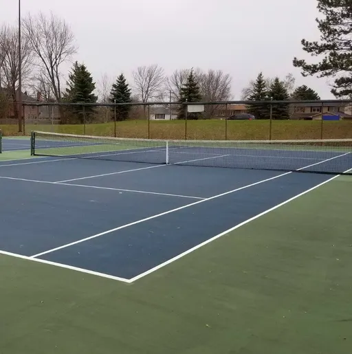 An Image of Tennis Courts at Tyandaga Tennis Club in Burlington