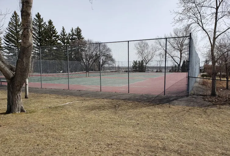 An Image of Tennis Courts at Ramsay in Calgary